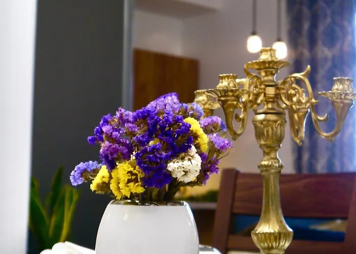 Goldengreen Apartment
